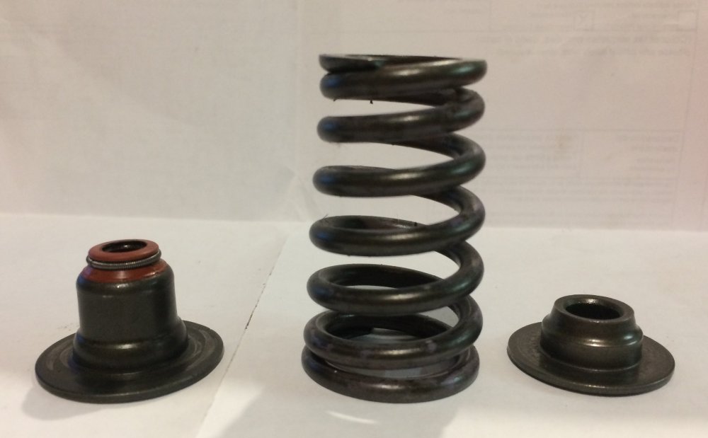XU10J4R valve spring and base.JPG